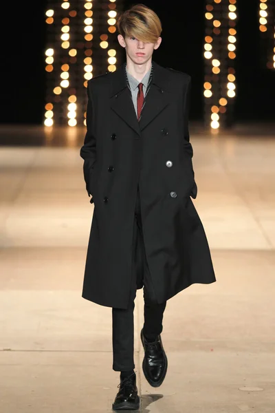 Look 43